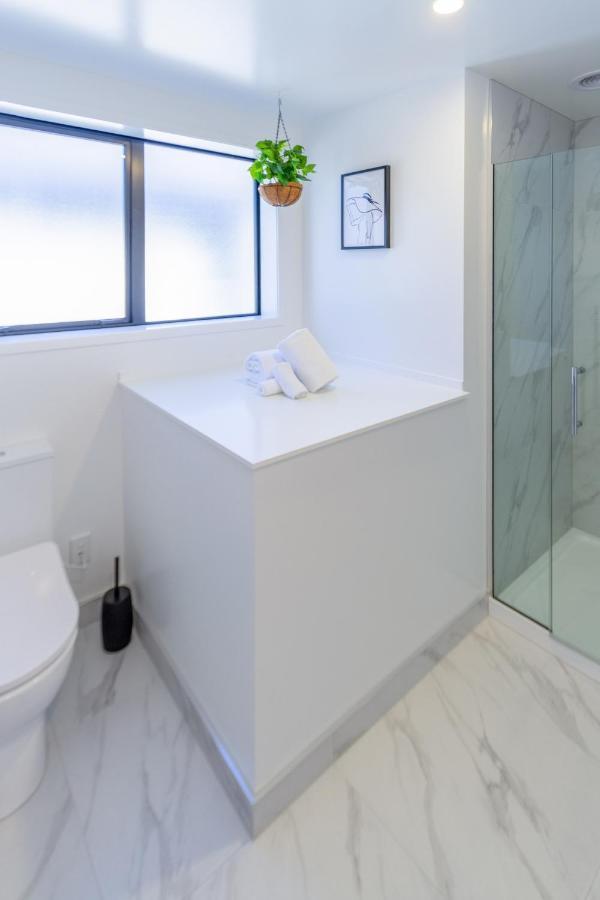 Central City Awaits 2 Bed 2 Bath With Carpark Κράισττσερτς Εξωτερικό φωτογραφία